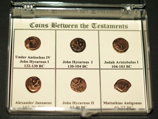 Coins Between the Testaments Replicas - Click Image to Close